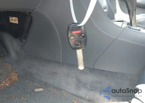 2005 Honda Accord 3.0 Ex из США, поврежденный, VIN 1HGCM66525A076653